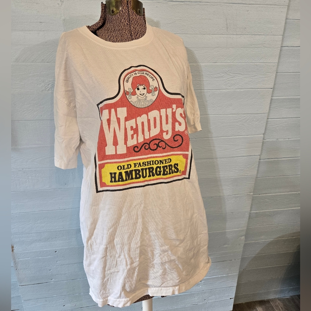 Unisex Fast-food Wendy's White Graphic  T-Shirt No Size
